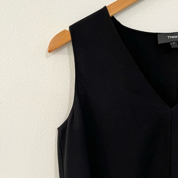THEORY a-line v-neck black sleeveless blouse in Rosalina crepe size XS - Picture 5 of 13